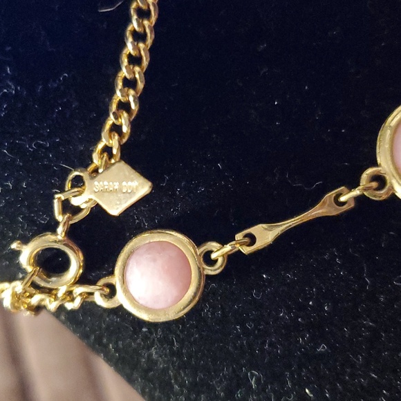 Vintage Sarah Coventry Pink Parfait Necklace Goldtone Signed - Picture 3 of 6